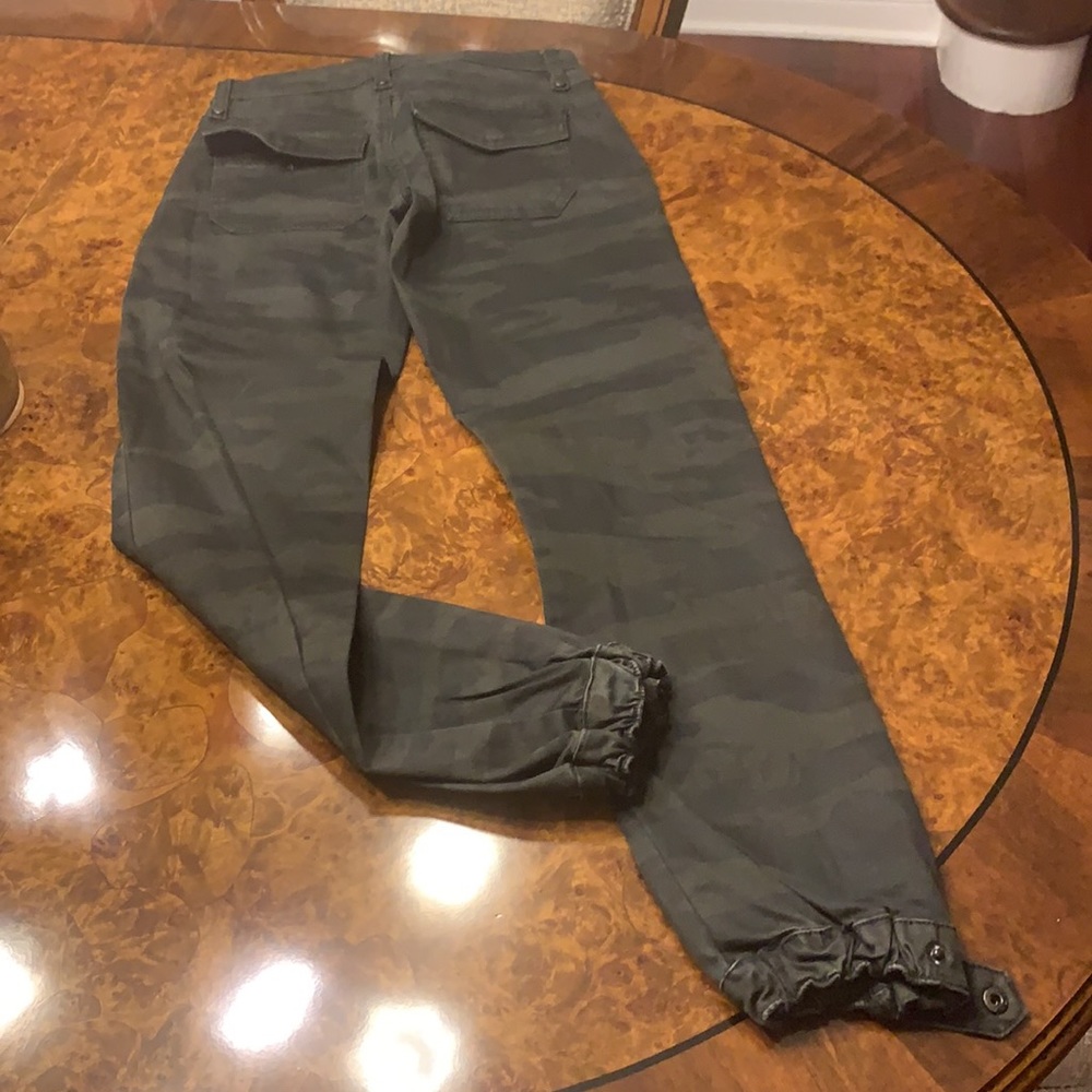 Jeans - Picture 7 of 8
